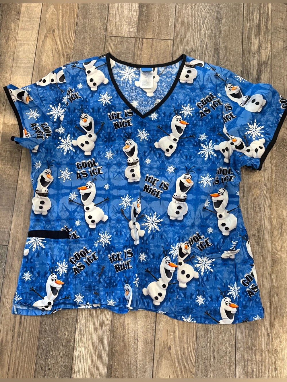 Scrub top